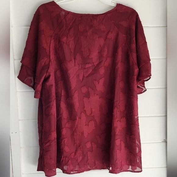 Bloomchic Burnout Ruffle Sleeve Top Size 1X - Picture 4 of 9